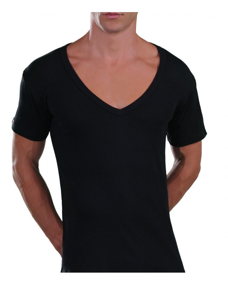 Too Open Neck T-Shirt, black